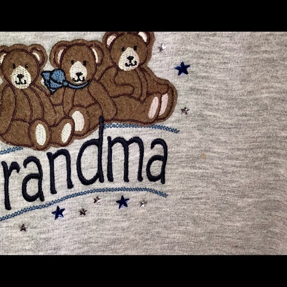 Simply the beary best grandma gray sweatshirt size PS cotton and polyester - Picture 4 of 10